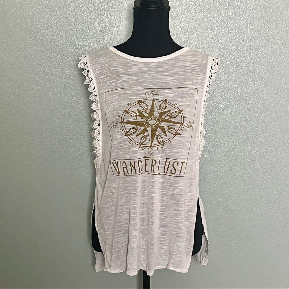 SuGypsies Wanderlust Slit Side lace trim Tee Small
